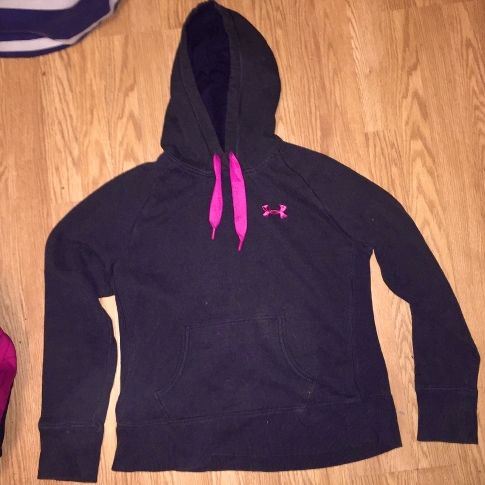 Under Armour Sweatshirt